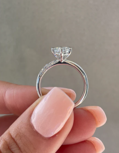 Round Solitaire with Sweeping Micro Pavé